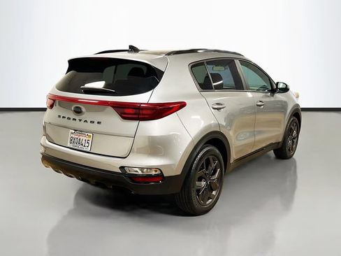 Used 2022 Kia Sportage Nightfall Edition FWD image 7