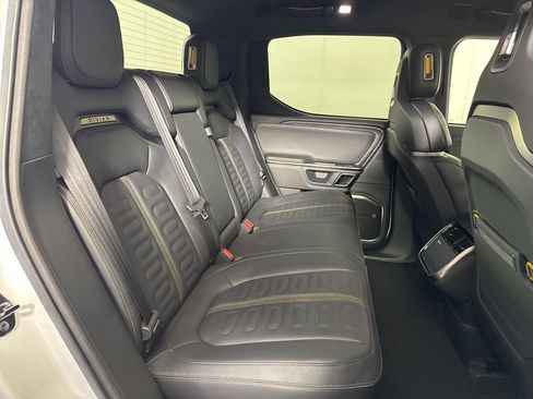 Used 2023 Rivian R1T Adventure image 15