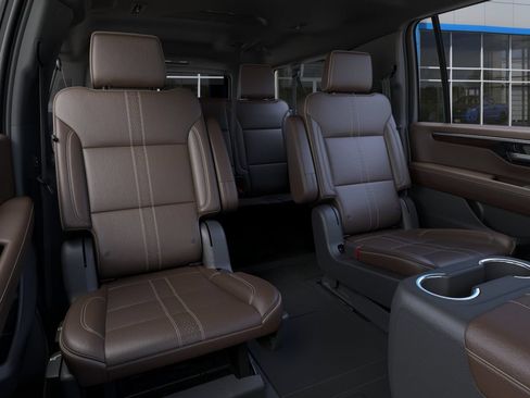 New 2026 Chevrolet Suburban High Country AWD/4WD image 17