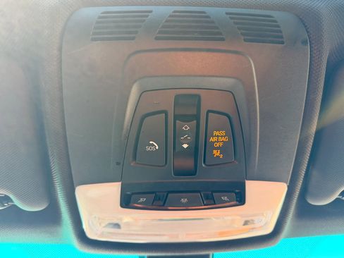 Used 2017 BMW 330i Sedan RWD image 23