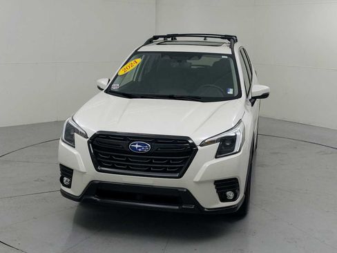 Certified 2024 Subaru Forester Limited w/ POP Package 3 AWD/4WD image 3