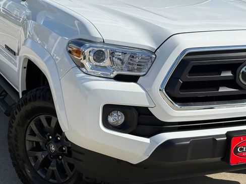 Used 2023 Toyota Tacoma SR5 RWD image 4
