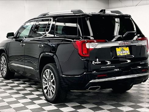 Used 2023 GMC Acadia Denali AWD/4WD image 3