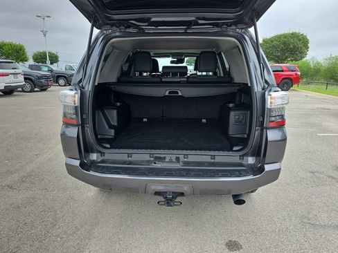 Used 2022 Toyota 4Runner SR5 Premium w/ Moonroof Package AWD/4WD image 13