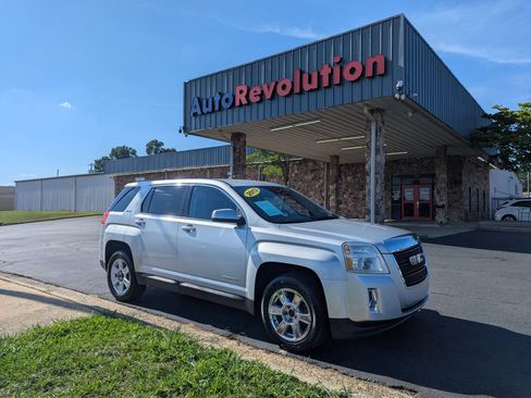 Used 2013 GMC Terrain SLE FWD image 1