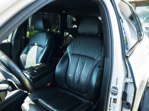 Used 2022 BMW X5 M50i w/ Executive Package AWD/4WD image 21