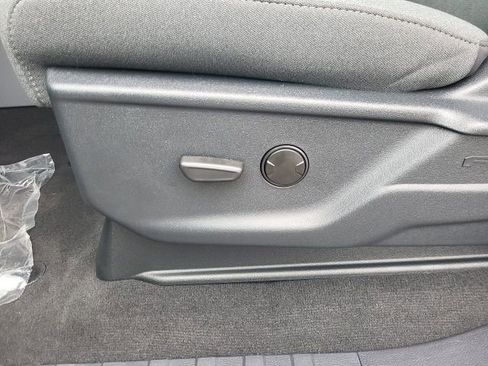 New 2025 Ford F350 XLT w/ Black Appearance Package image 13