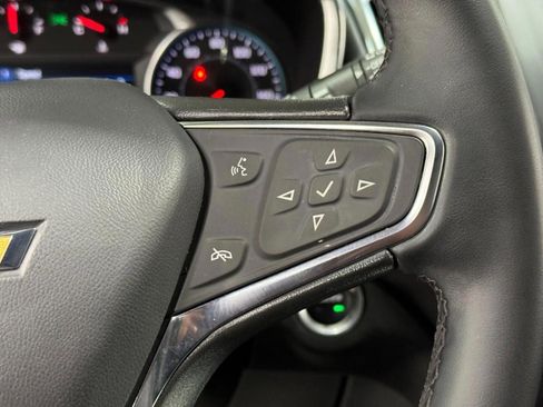 Used 2023 Chevrolet Equinox LT w/ Driver Convenience Package image 30