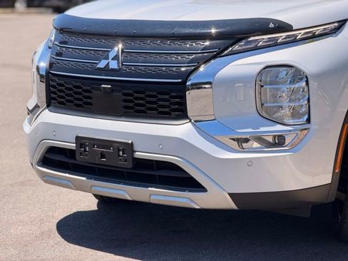 Used 2024 Mitsubishi Outlander SE AWD/4WD image 6