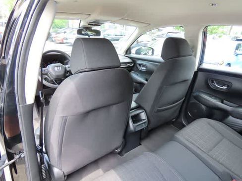 Used 2023 Honda HR-V LX image 14