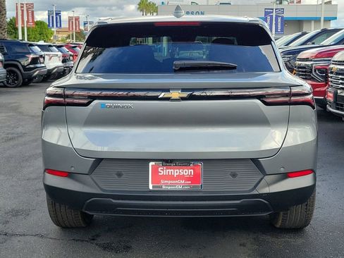 New 2026 Chevrolet Equinox EV LT image 19