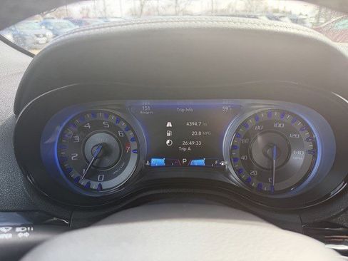 Used 2017 Chrysler 300 S w/ 300S Premium Group image 29