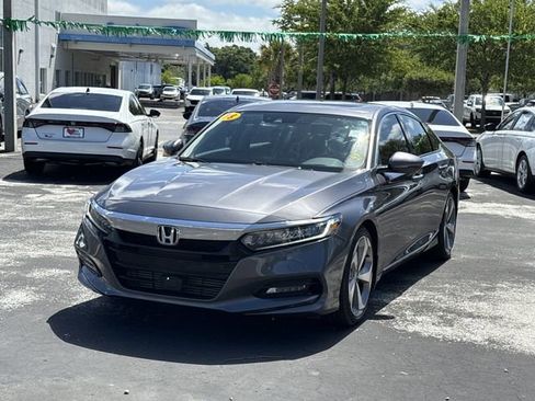 Used 2018 Honda Accord Touring image 13