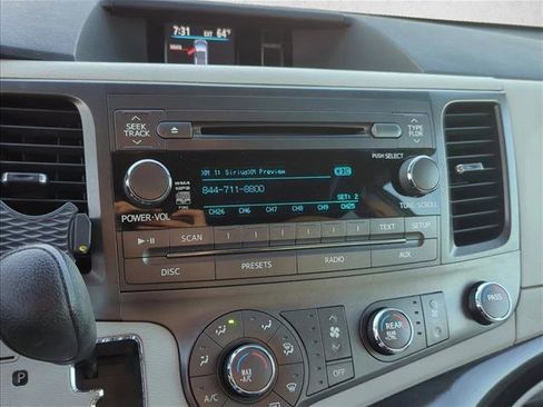 Used 2011 Toyota Sienna LE image 18