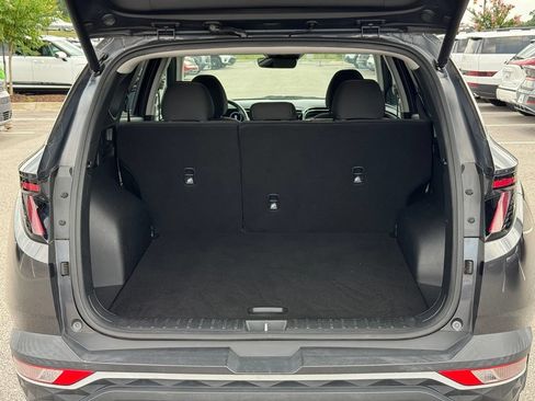 Used 2022 Hyundai Tucson SEL w/ Convenience Package FWD image 13