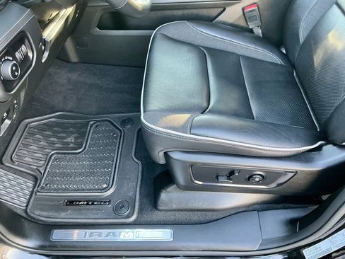 Used 2025 RAM 1500 Limited w/ Trailer Tow Group image 43