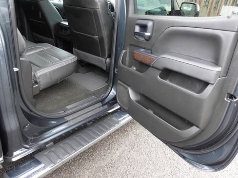 Used 2018 GMC Sierra 1500 Denali image 31