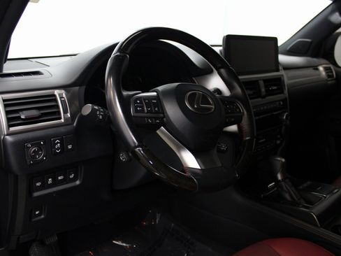 Used 2023 Lexus GX 460 Premium image 10