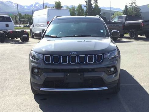 Certified 2024 Jeep Compass Limited image 3