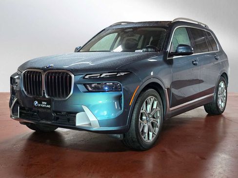Used 2023 BMW X7 xDrive40i image 7