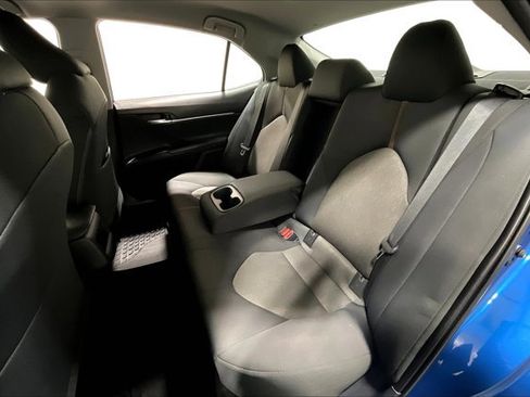 Certified 2020 Toyota Camry LE image 27