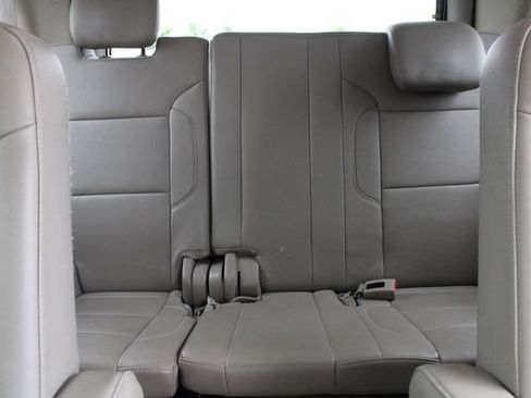 Used 2016 GMC Yukon SLT w/ Open Road Package AWD/4WD image 25