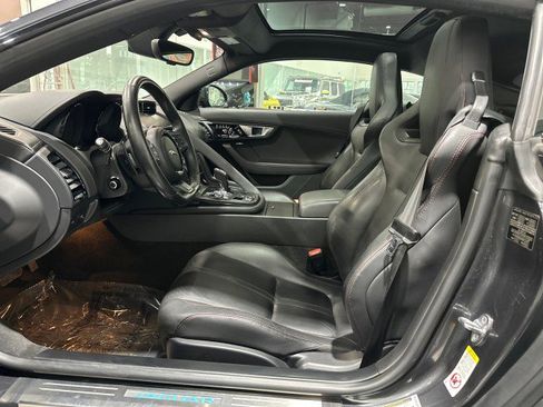 Used 2017 Jaguar F-TYPE Coupe RWD image 41