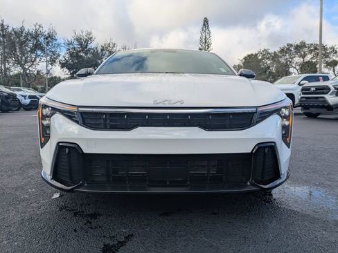 Used 2025 Kia K4 GT-Line image 9