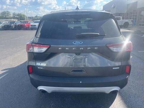 Used 2020 Ford Escape SEL image 3