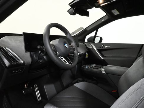 Used 2026 BMW iX xDrive45 w/ M Sport Package image 14