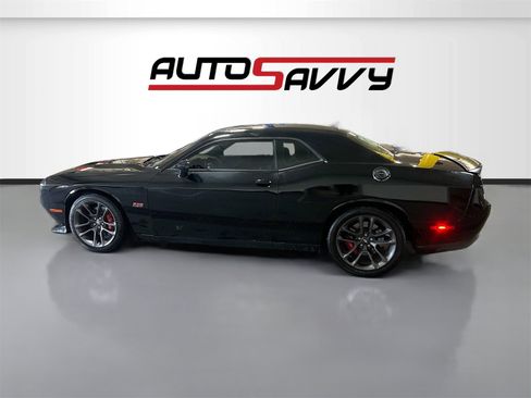 Used 2021 Dodge Challenger R/T Scat Pack w/ Driver Convenience Group image 4