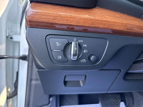 Used 2021 Audi Q5 2.0T Premium image 22