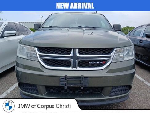 Used 2017 Dodge Journey SE w/ Flexible Seating Group FWD image 10