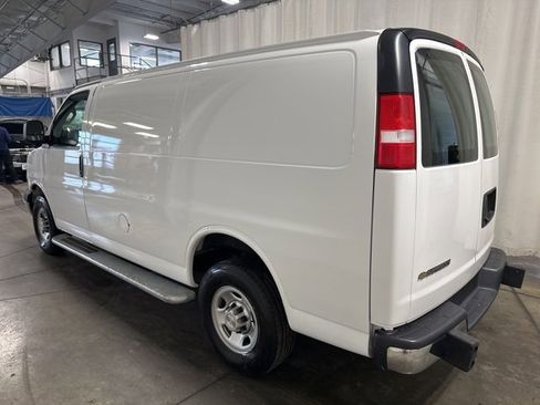 Used 2024 Chevrolet Express 2500 w/ Driver Convenience Package image 6