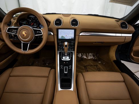 Certified 2017 Porsche 718 Boxster image 12