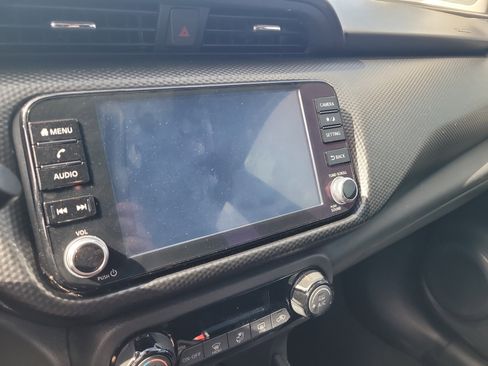 Used 2022 Nissan Kicks SV FWD image 15