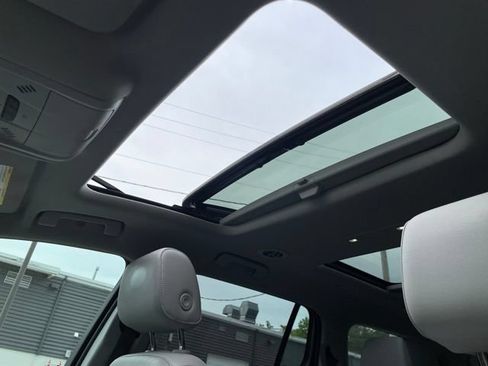 Used 2019 GMC Acadia SLT AWD/4WD image 28