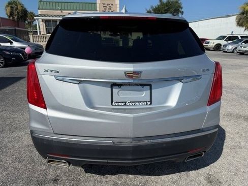Used 2017 Cadillac XT5 Luxury FWD image 4