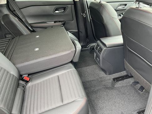 Used 2026 Nissan Rogue SV image 19