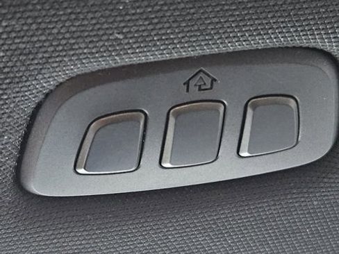 Certified 2020 Ford F150 Platinum w/ Equipment Group 701A Luxury image 23