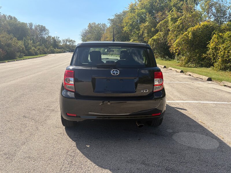 Used 2009 Scion xD FWD image 4