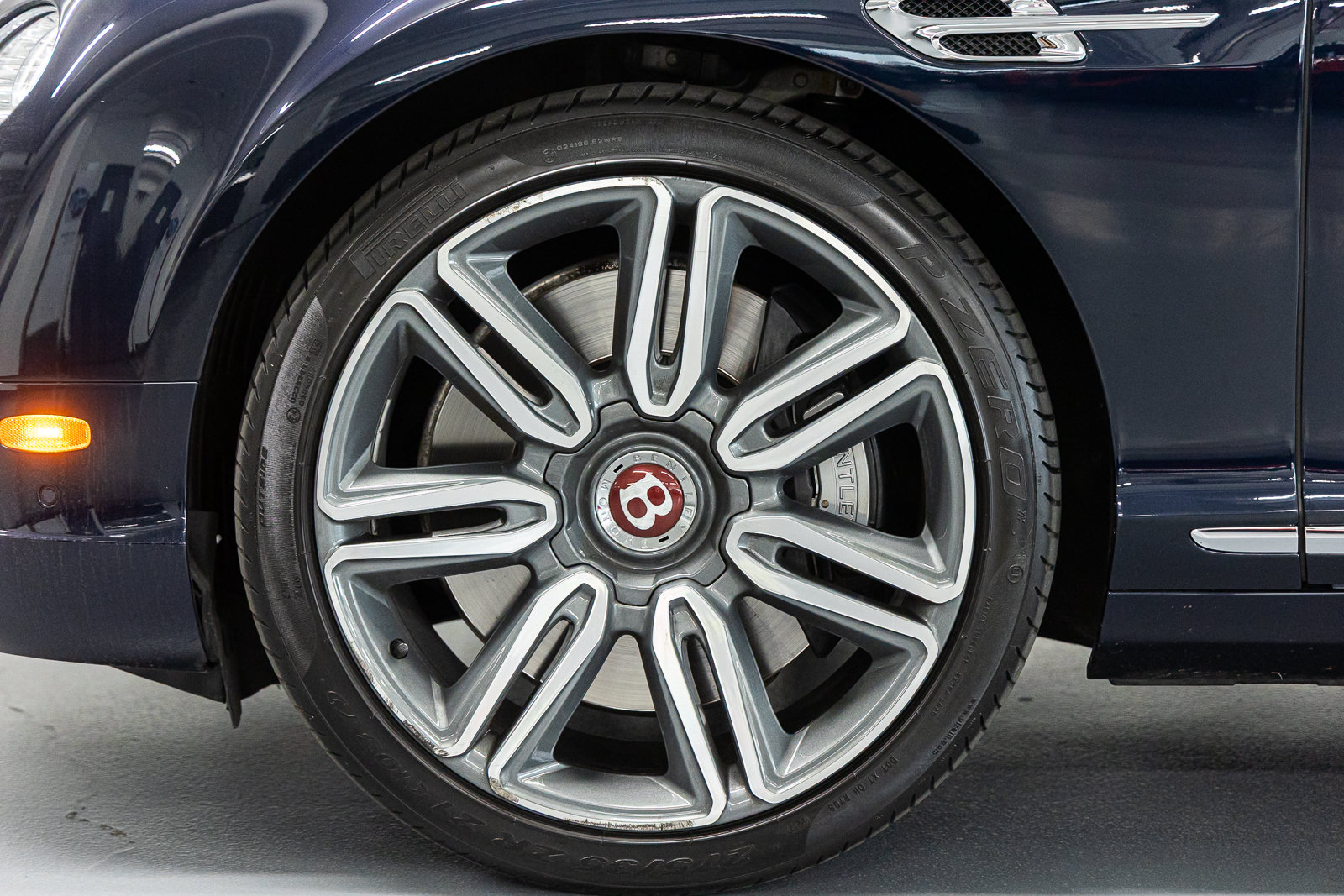 Used 2017 Bentley Continental GT AWD/4WD image 18