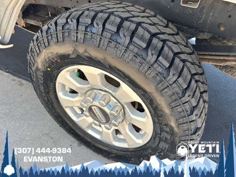Used 2024 Ford F250 XLT w/ FX4 Off-Road Package AWD/4WD image 18
