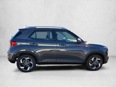 New 2026 Hyundai Venue SEL image 8