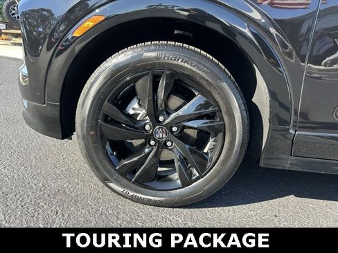 Used 2024 Buick Encore GX Sport Touring image 9