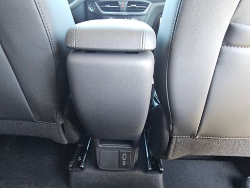 Used 2025 Buick Encore GX Preferred w/ Advanced Technology Package image 21