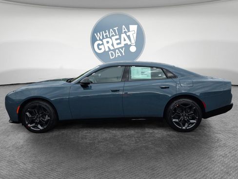 New 2026 Dodge Charger R/T w/ Driver Convenience Group AWD/4WD image 7