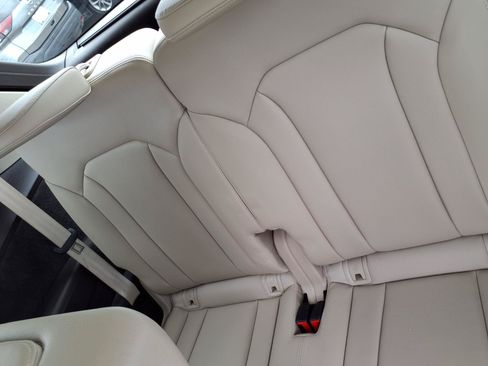 Used 2017 Audi Q7 3.0T Prestige AWD/4WD image 19