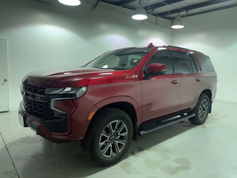 Certified 2024 Chevrolet Tahoe Z71 w/ Luxury Package image 3