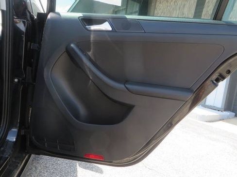 Used 2016 Volkswagen Jetta S FWD image 35